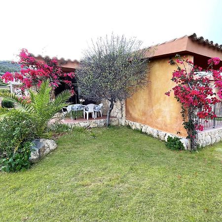 Erika Villa Castiadas Exterior photo
